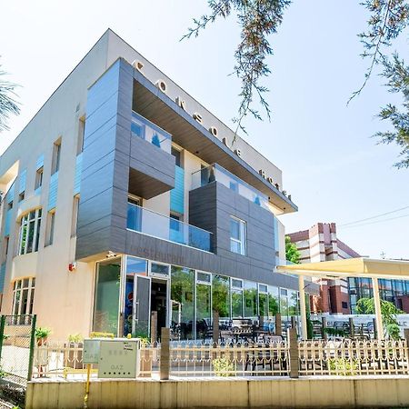 Hotel Console سلوبوزيا المظهر الخارجي الصورة